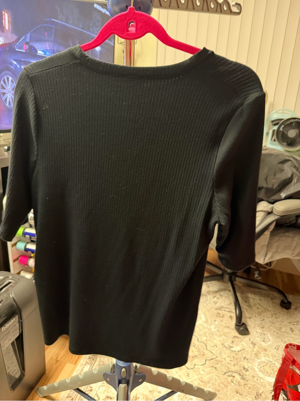 New Women’s size Large Black Ribbed Short-Sleeve Shirt